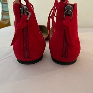 Amelia Grace Cory Tie Suede Flats, size 7.5